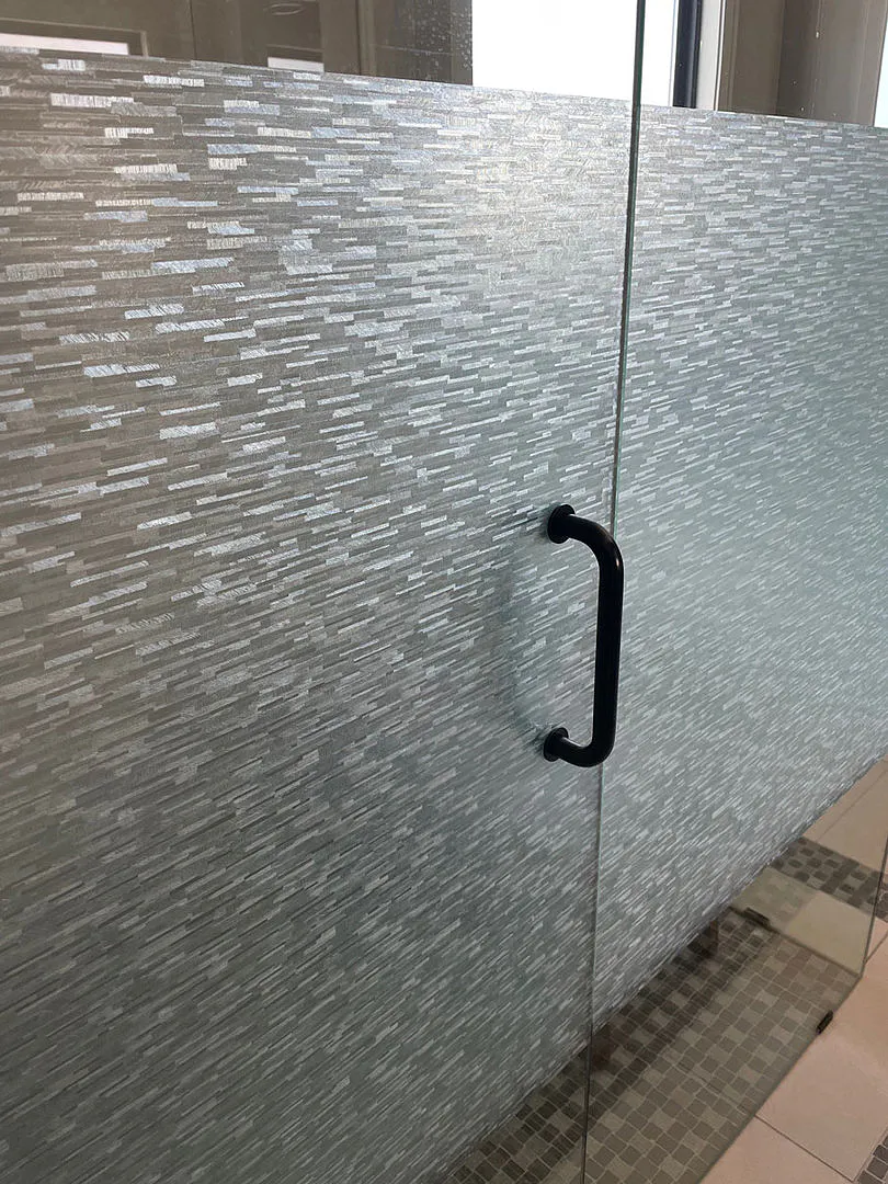 Shower glass door with SXHE-1034 Ice Forest textured decorative film